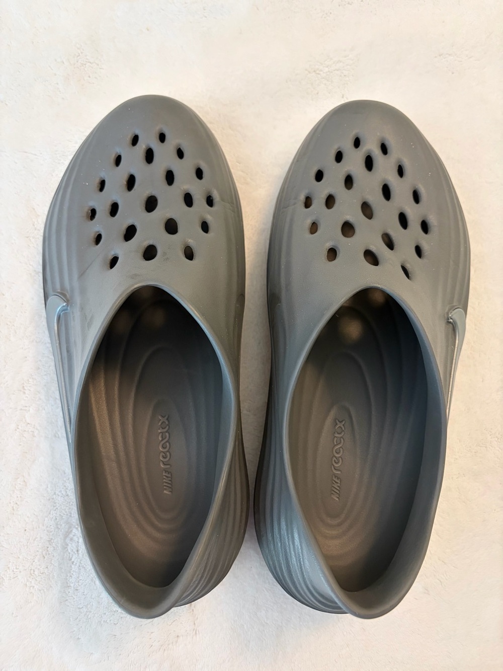 Nike ReactX Rejuven8 Slip On Shoes M11/W12 - Picture 2 of 9